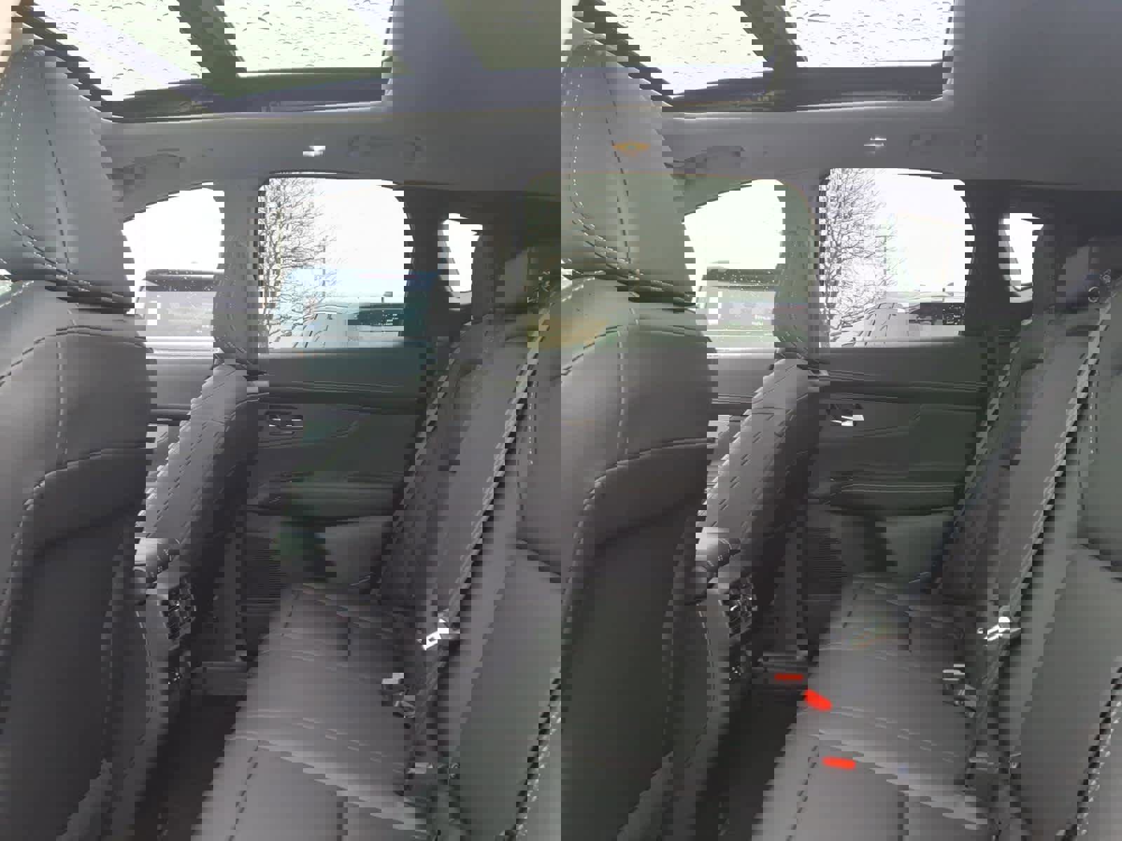 Used 2025 Nissan Murano SL image 14