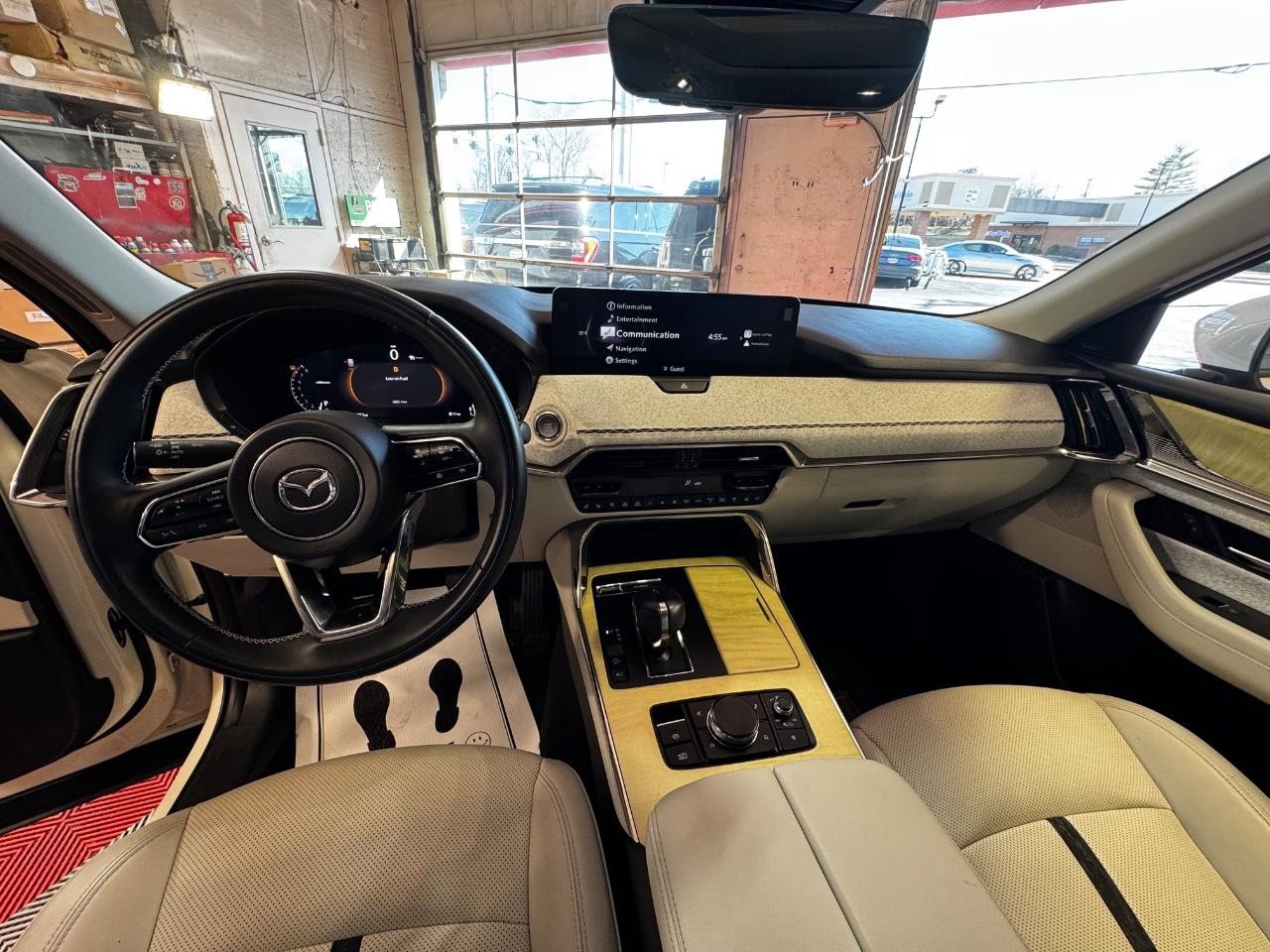 Used 2024 MAZDA CX-90 3.3 Turbo S w/ Premium Plus image 20