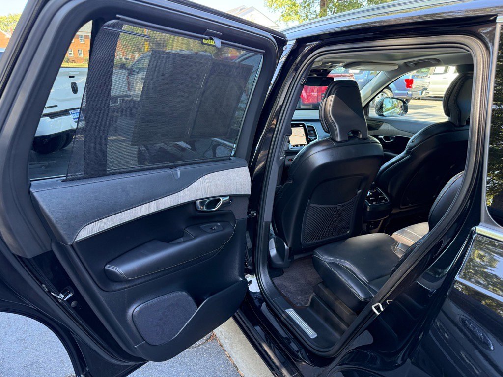 Used 2022 Volvo XC90 T6 Inscription w/ Advanced Package image 34