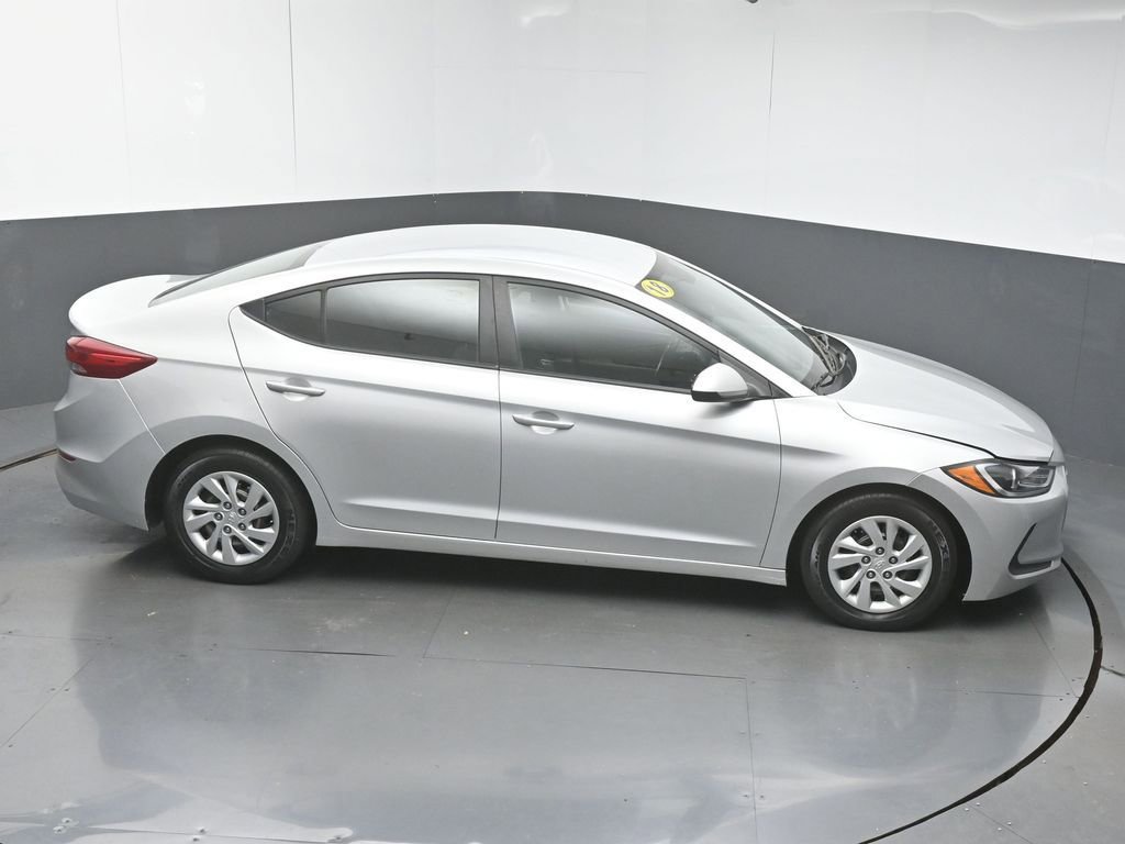 Used 2018 Hyundai Elantra SE w/ Cargo Package image 45
