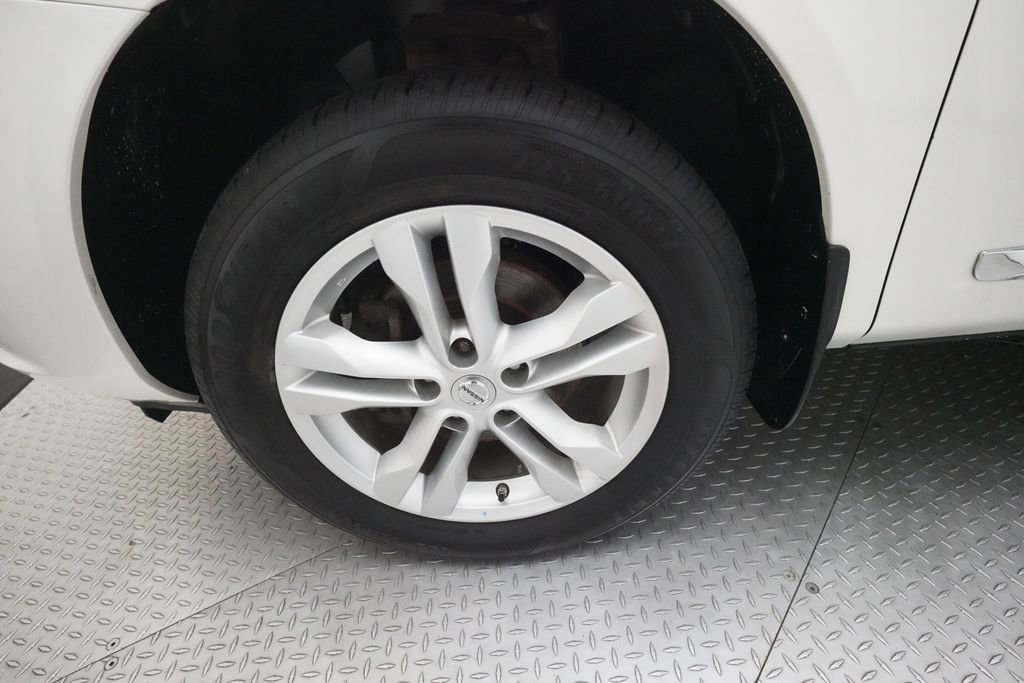 Used 2012 Nissan Rogue SV image 28