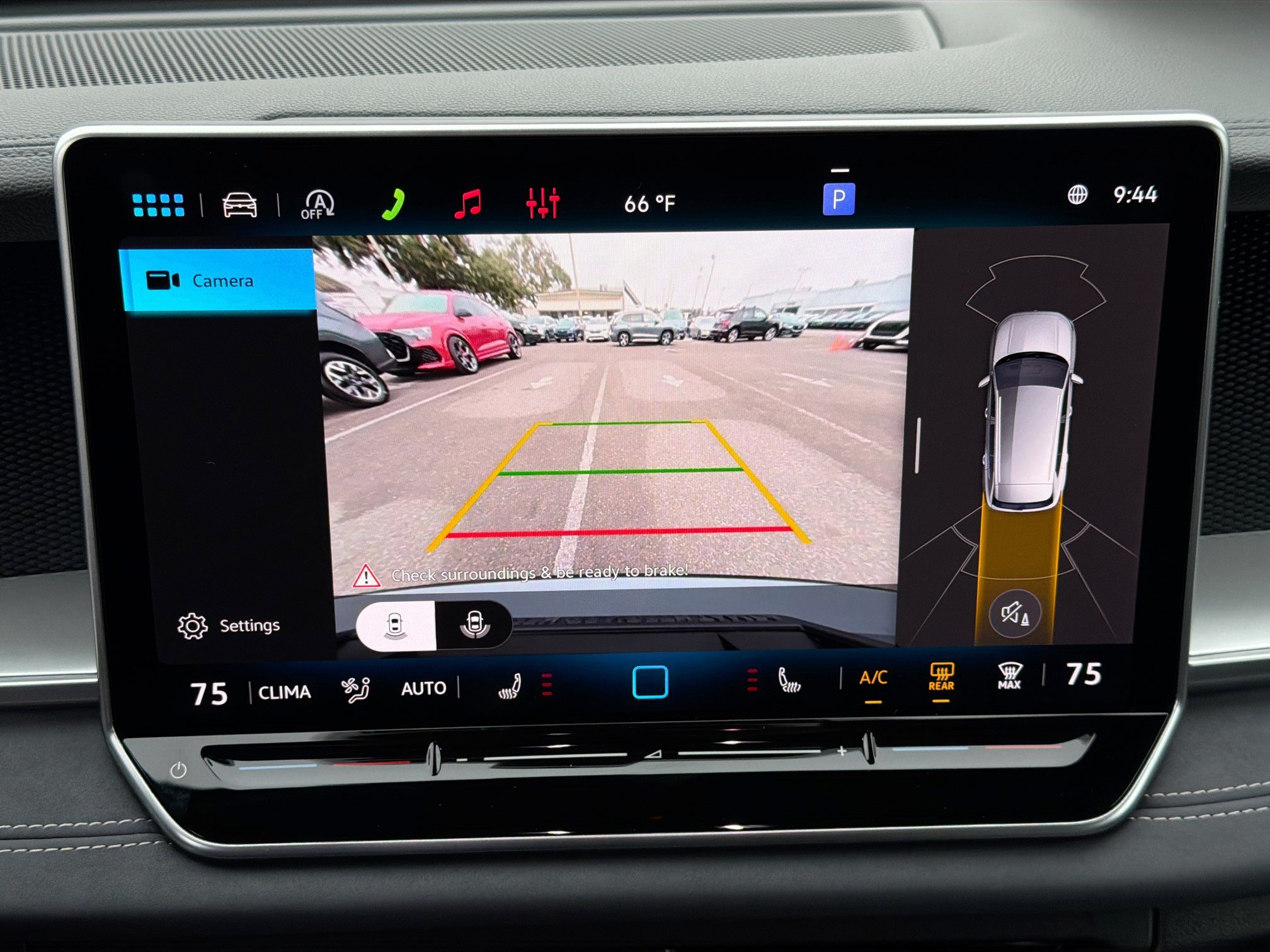 New 2026 Volkswagen Tiguan SE R-Line FWD image 34
