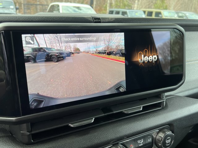 New 2026 Jeep Gladiator Sport AWD/4WD image 22