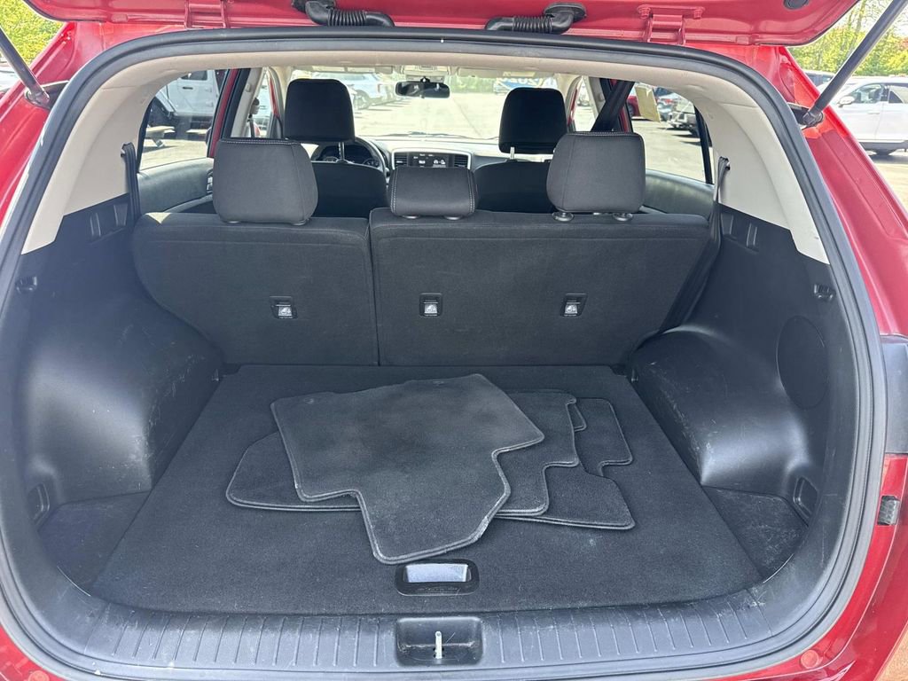 Used 2020 Kia Sportage LX AWD/4WD image 6