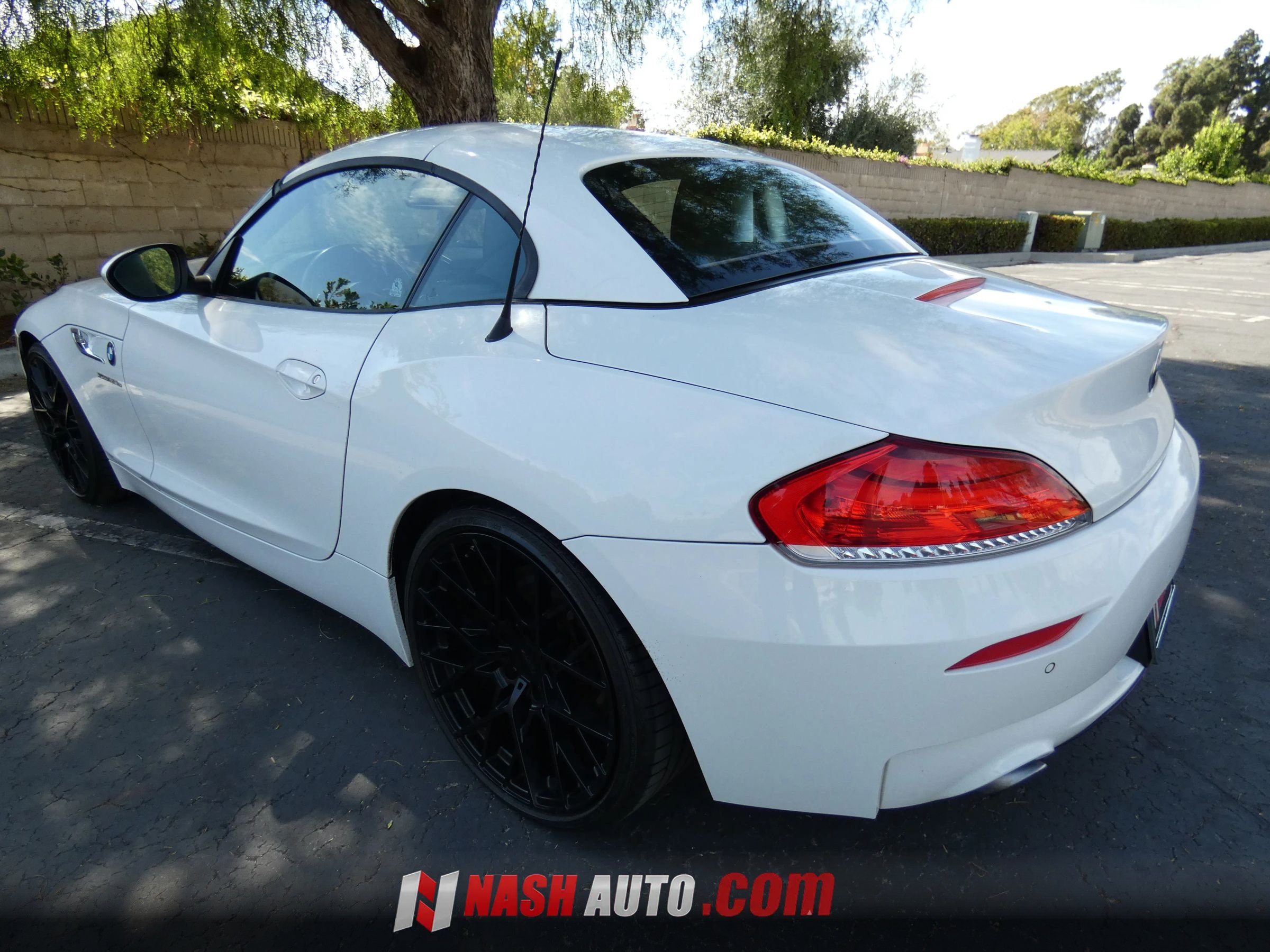 Used 2015 BMW Z4 sDrive35is RWD image 62