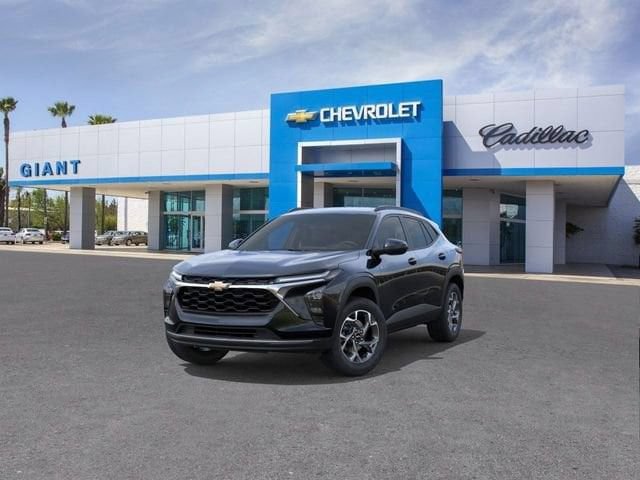 New 2026 Chevrolet Trax LT w/ Driver Confidence Package FWD image 8