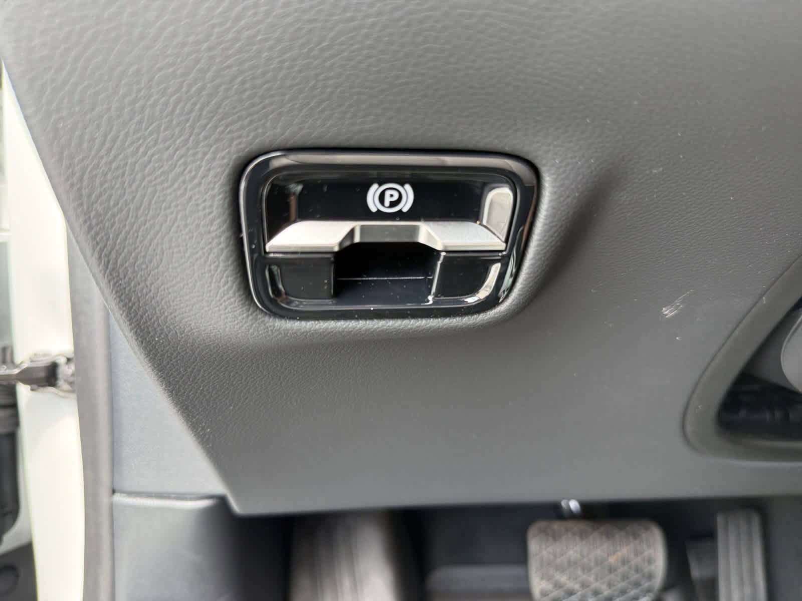 New 2026 Mercedes-Benz E 450 4MATIC Sedan image 26