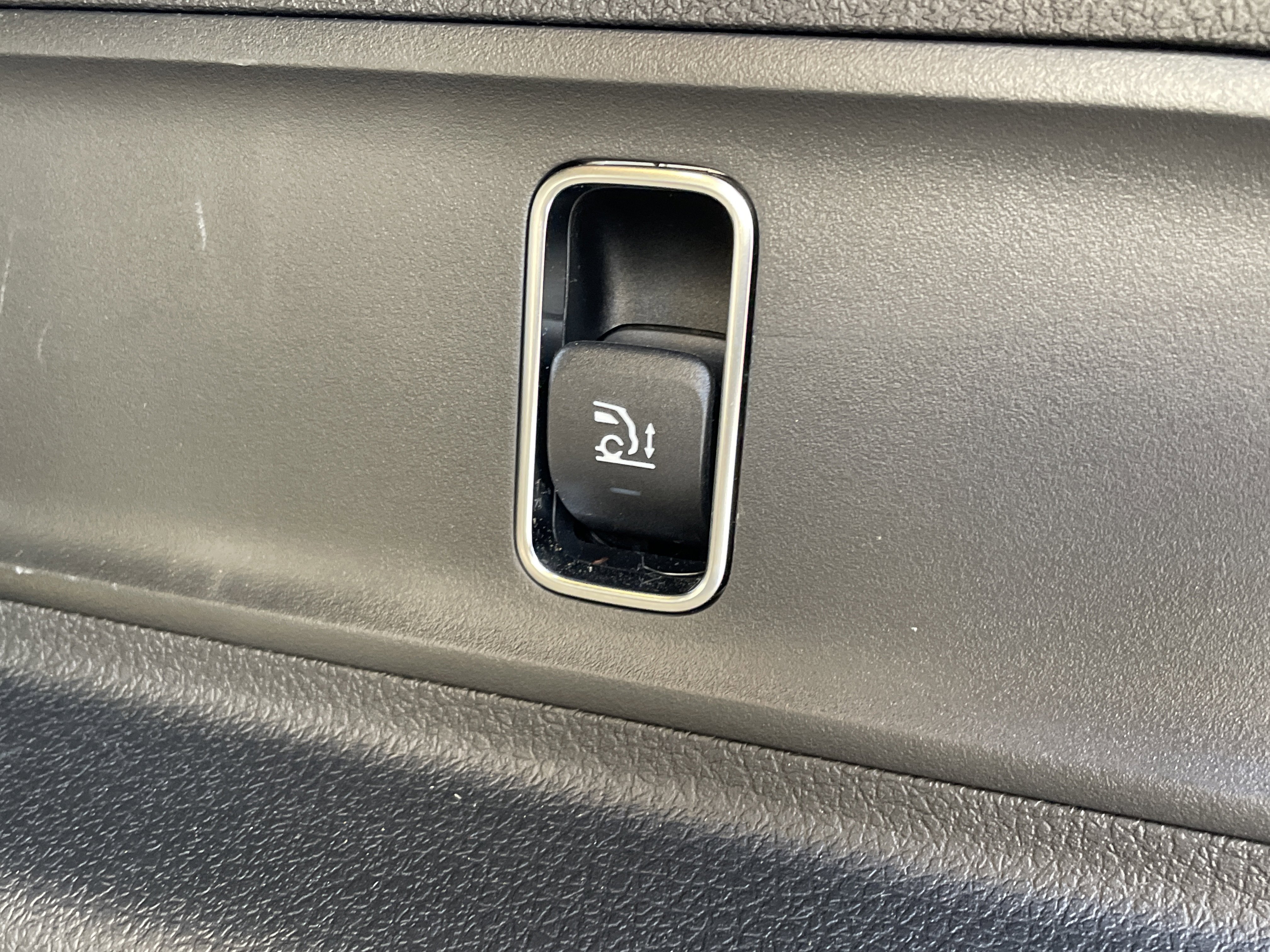 Certified 2023 Mercedes-Benz GLE 53 AMG 4MATIC image 11