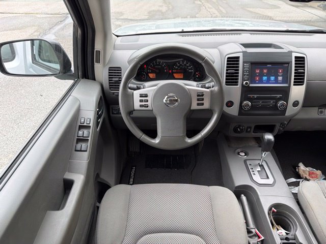 Used 2021 Nissan Frontier SV w/ SV Utility Package AWD/4WD image 17