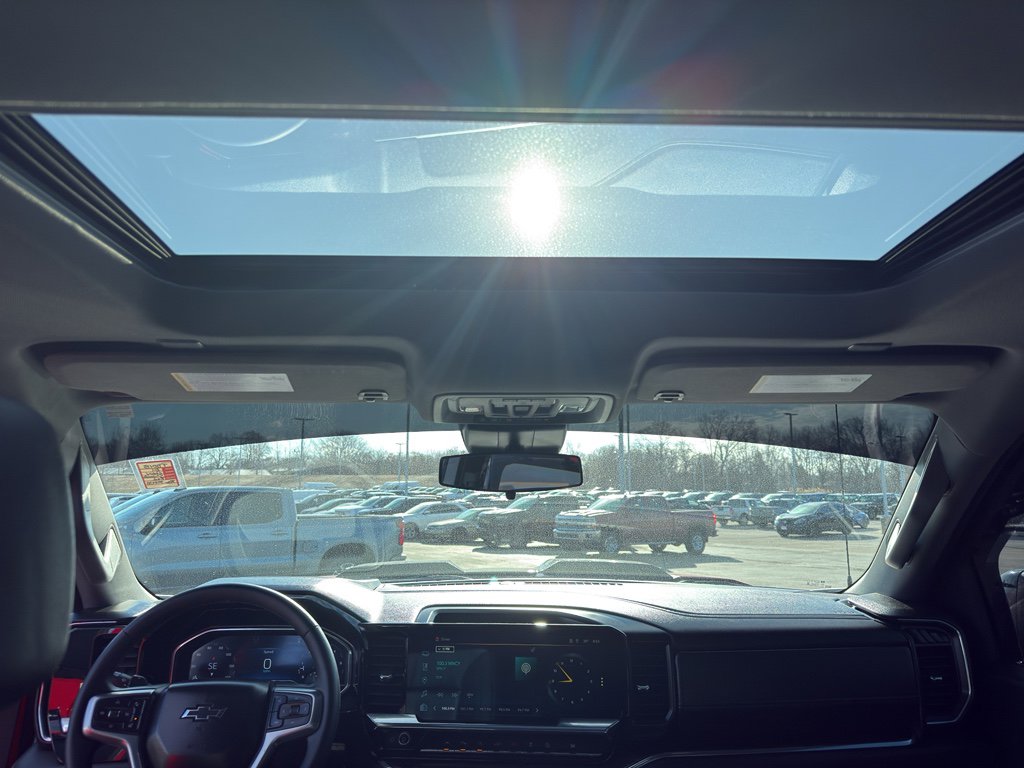 Used 2024 Chevrolet Silverado 1500 LT Trail Boss w/ LT Trail Boss Premium Package image 30