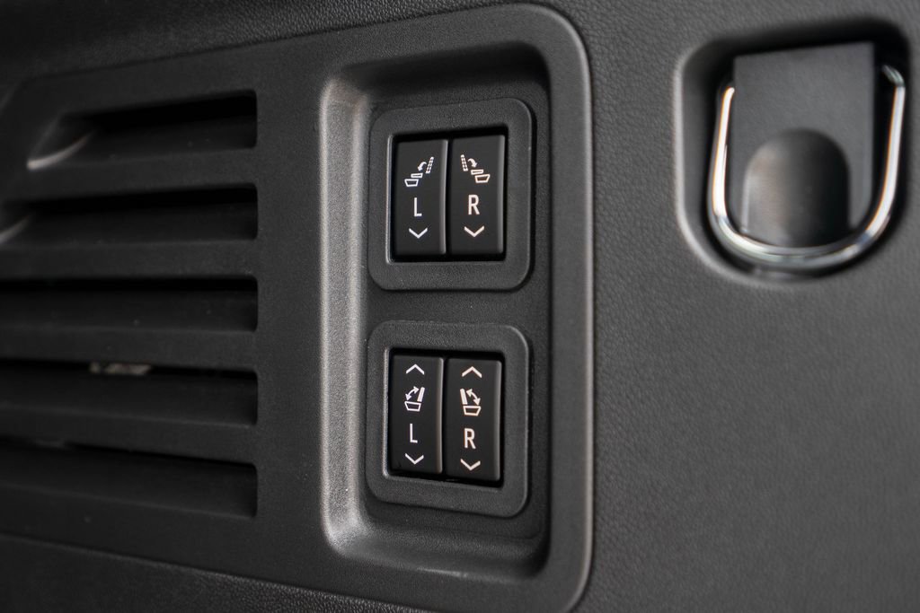 New 2026 Chevrolet Traverse RS image 36