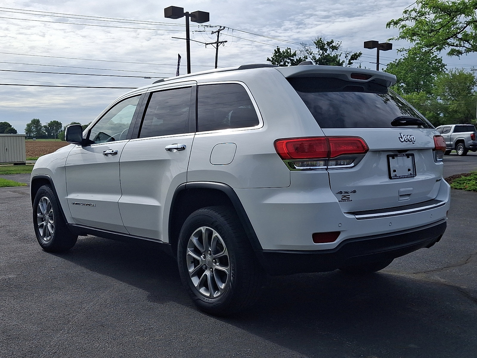 Used 2015 Jeep Grand Cherokee Limited w/ Luxury Group II AWD/4WD image 6