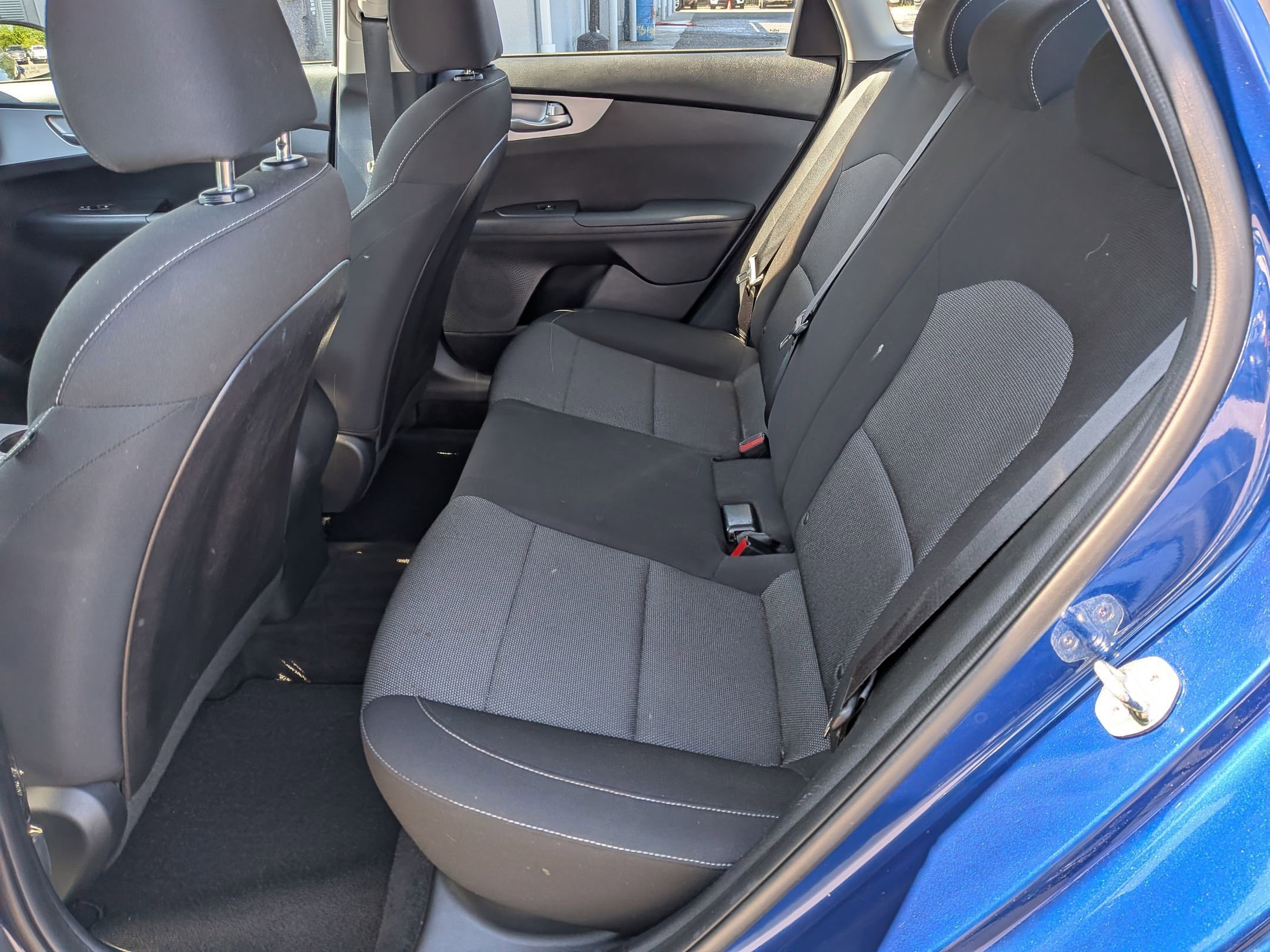 Used 2022 Kia Forte LXS w/ LXS Technology Package FWD image 30