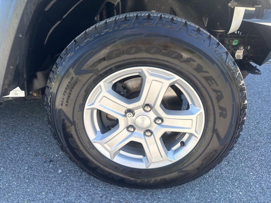 Used 2019 Jeep Wrangler Unlimited Sport S image 13