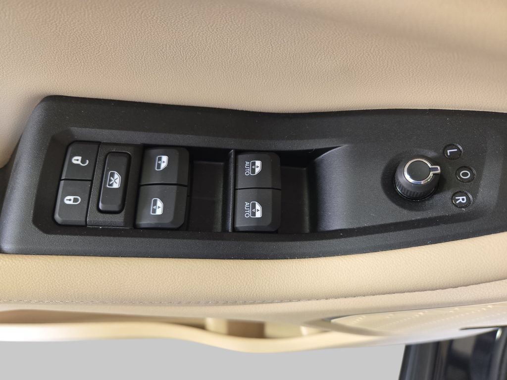 Used 2024 Jeep Grand Cherokee Limited 4xe AWD/4WD image 34