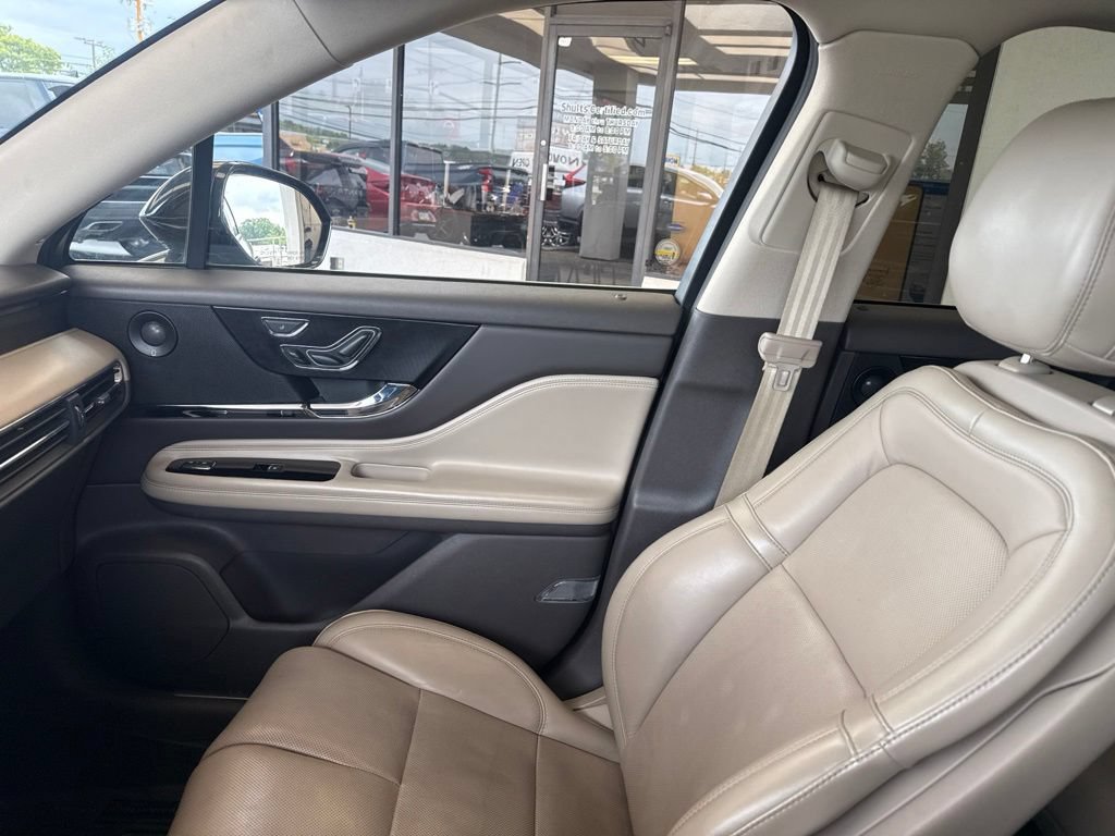 Used 2020 Lincoln Corsair Reserve w/ Equipment Group 202A AWD/4WD image 26