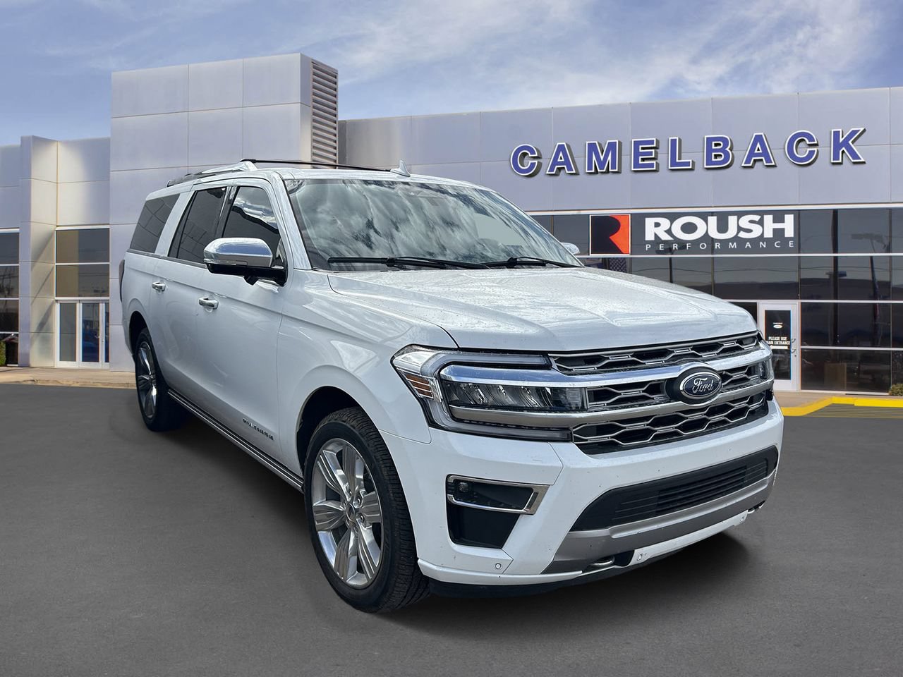 Used 2022 Ford Expedition Max Platinum AWD/4WD image 4
