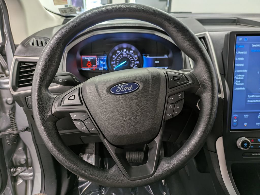 Used 2022 Ford Edge SE w/ Black Appearance Package AWD/4WD image 21