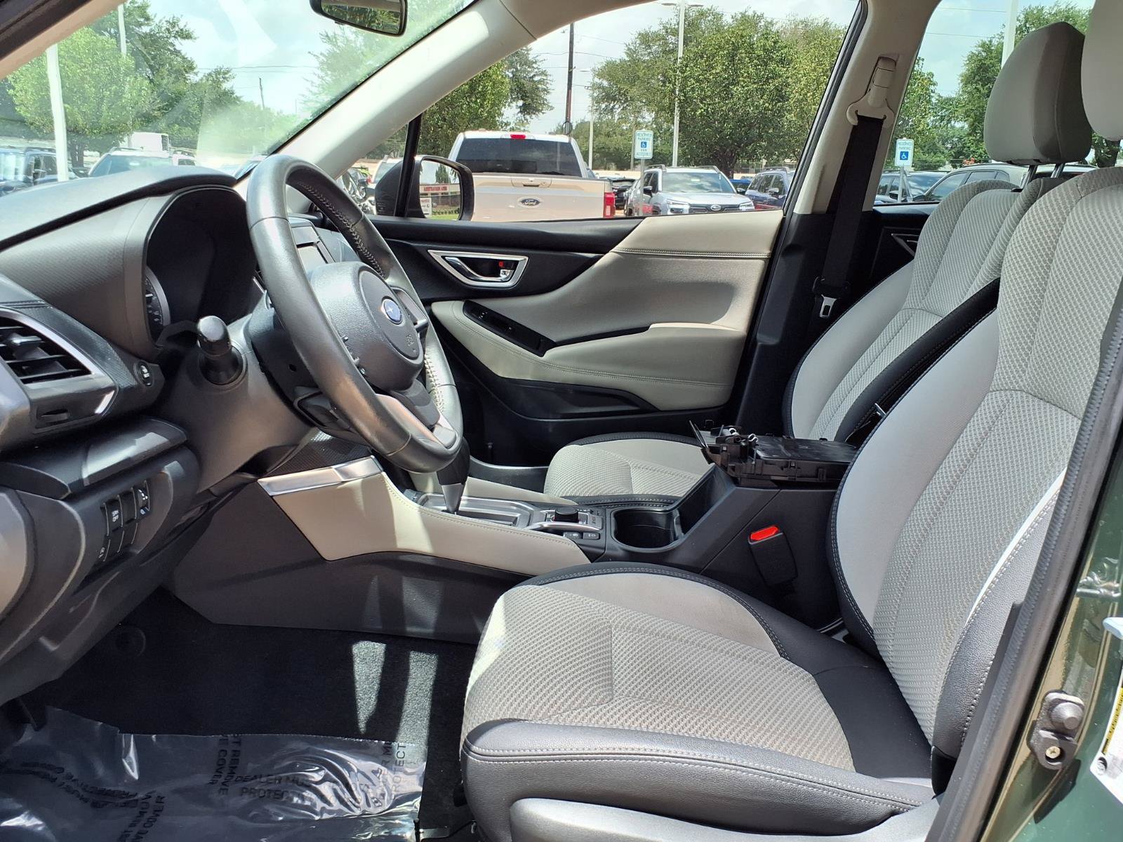 Used 2024 Subaru Forester Premium AWD/4WD image 18