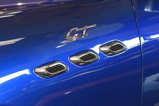 Used 2023 Maserati Levante GT AWD/4WD image 7