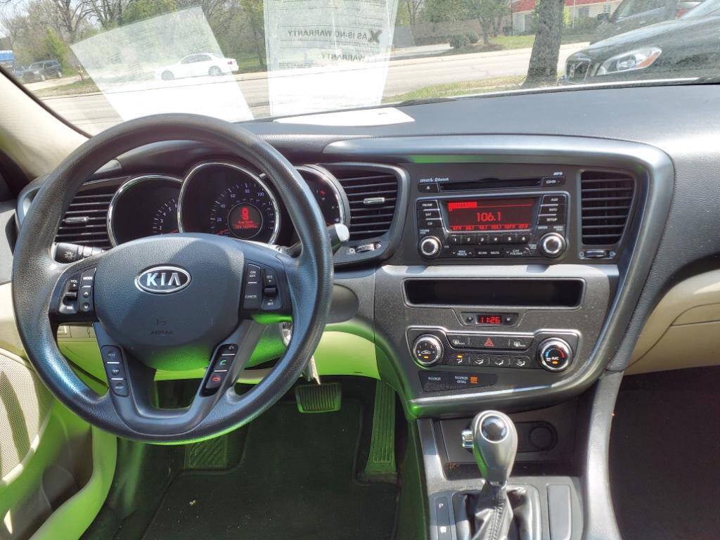 Used 2012 Kia Optima LX FWD image 12