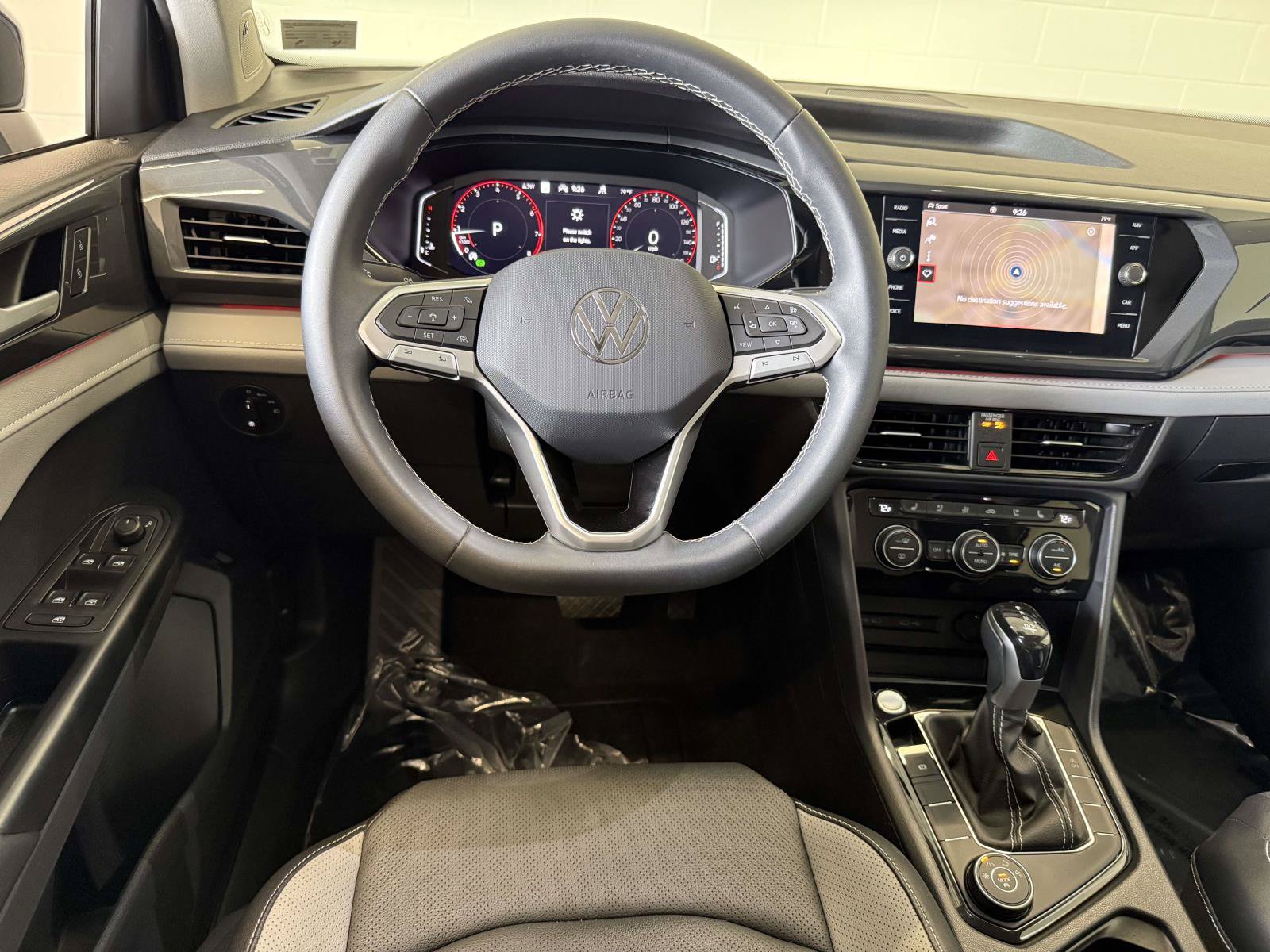 Used 2023 Volkswagen Taos SEL AWD/4WD image 4