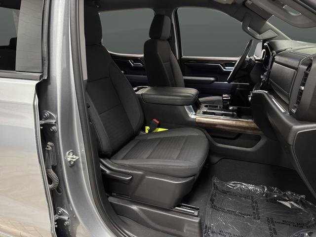Used 2024 GMC Sierra 1500 Elevation image 30