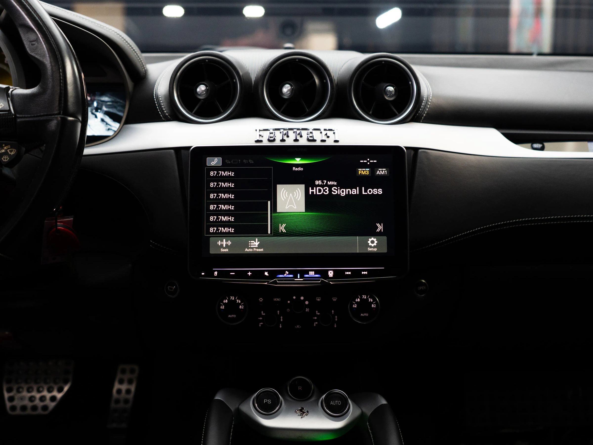 Used 2012 Ferrari FF AWD/4WD image 33
