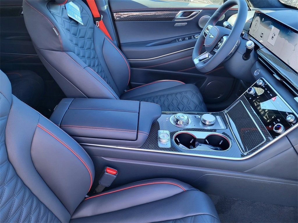 New 2026 Genesis GV80 3.5T e-SC AWD/4WD image 13