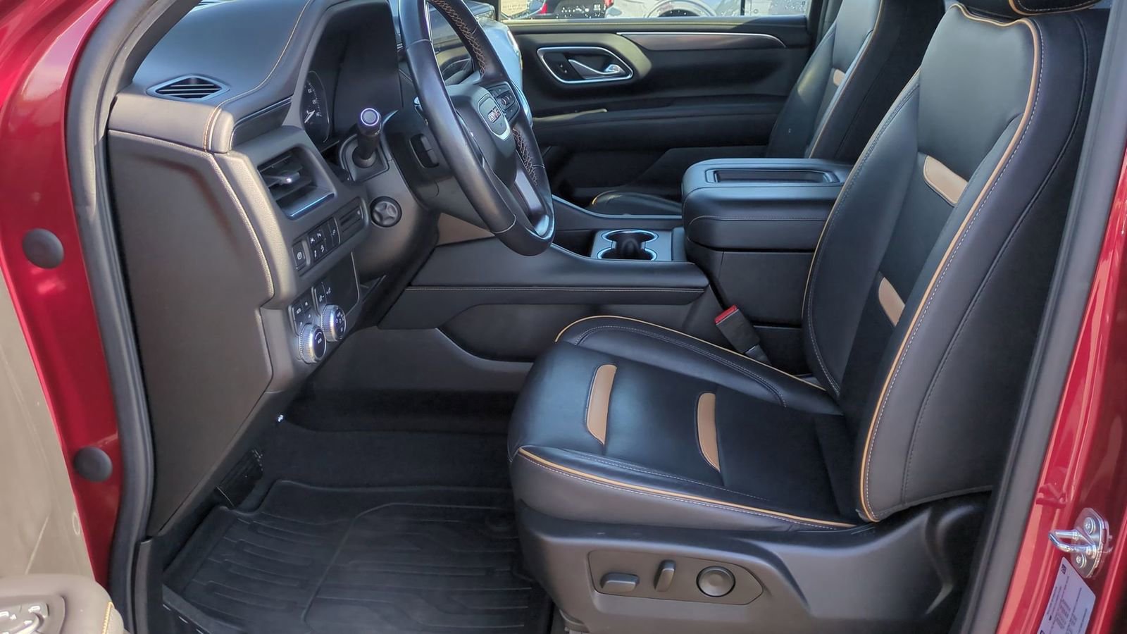 Used 2021 GMC Yukon AT4 image 19