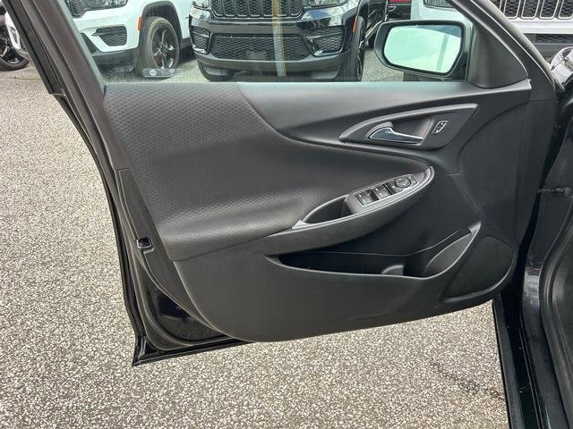 Used 2023 Chevrolet Malibu LT image 10