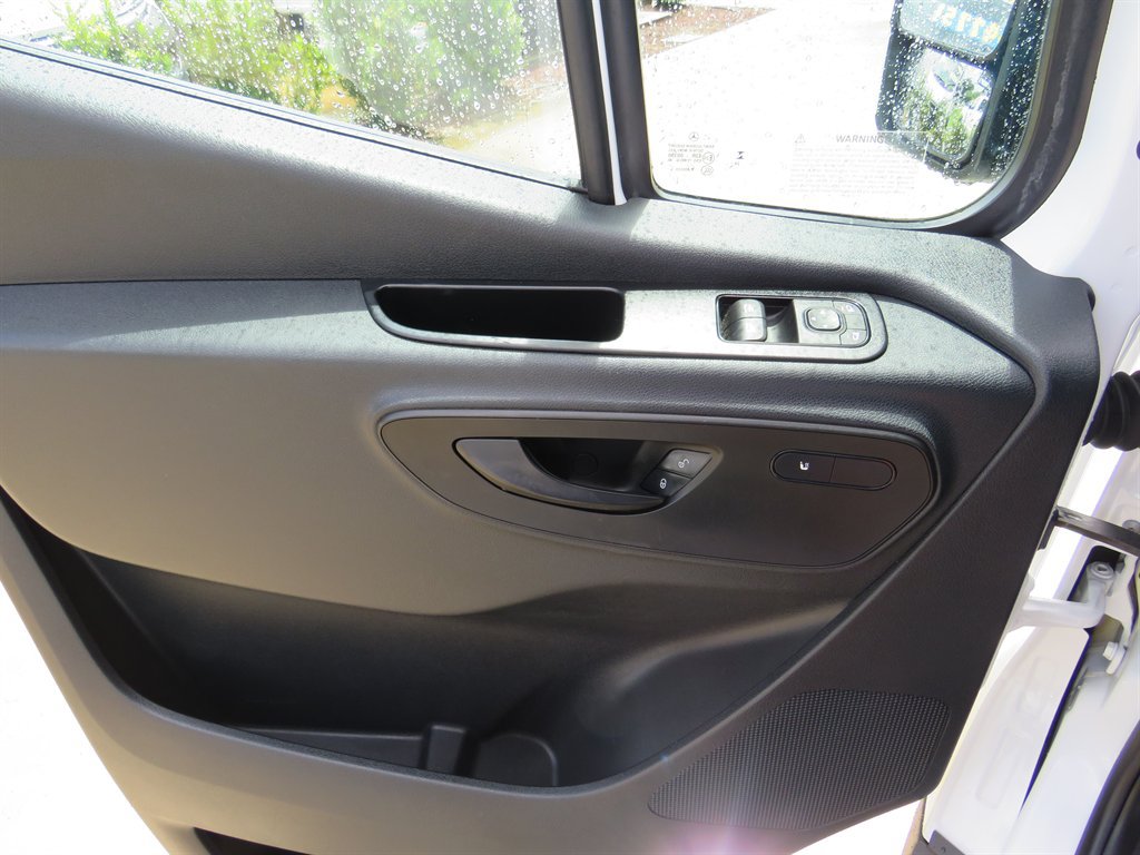 Used 2024 Mercedes-Benz Sprinter 2500 image 11