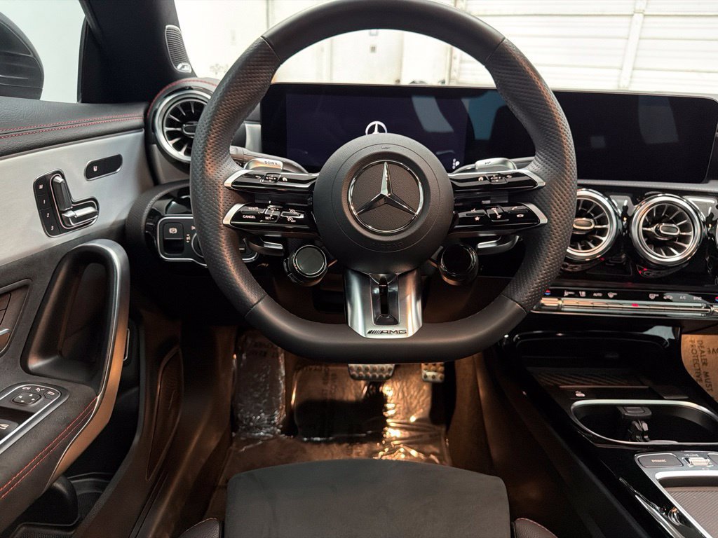 Used 2025 Mercedes-Benz CLA 35 AMG 4MATIC image 23