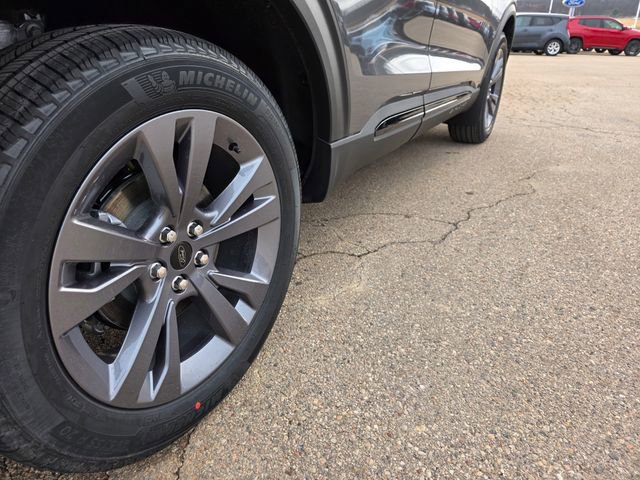 New 2026 Ford Explorer Active w/ Active Comfort Package image 40