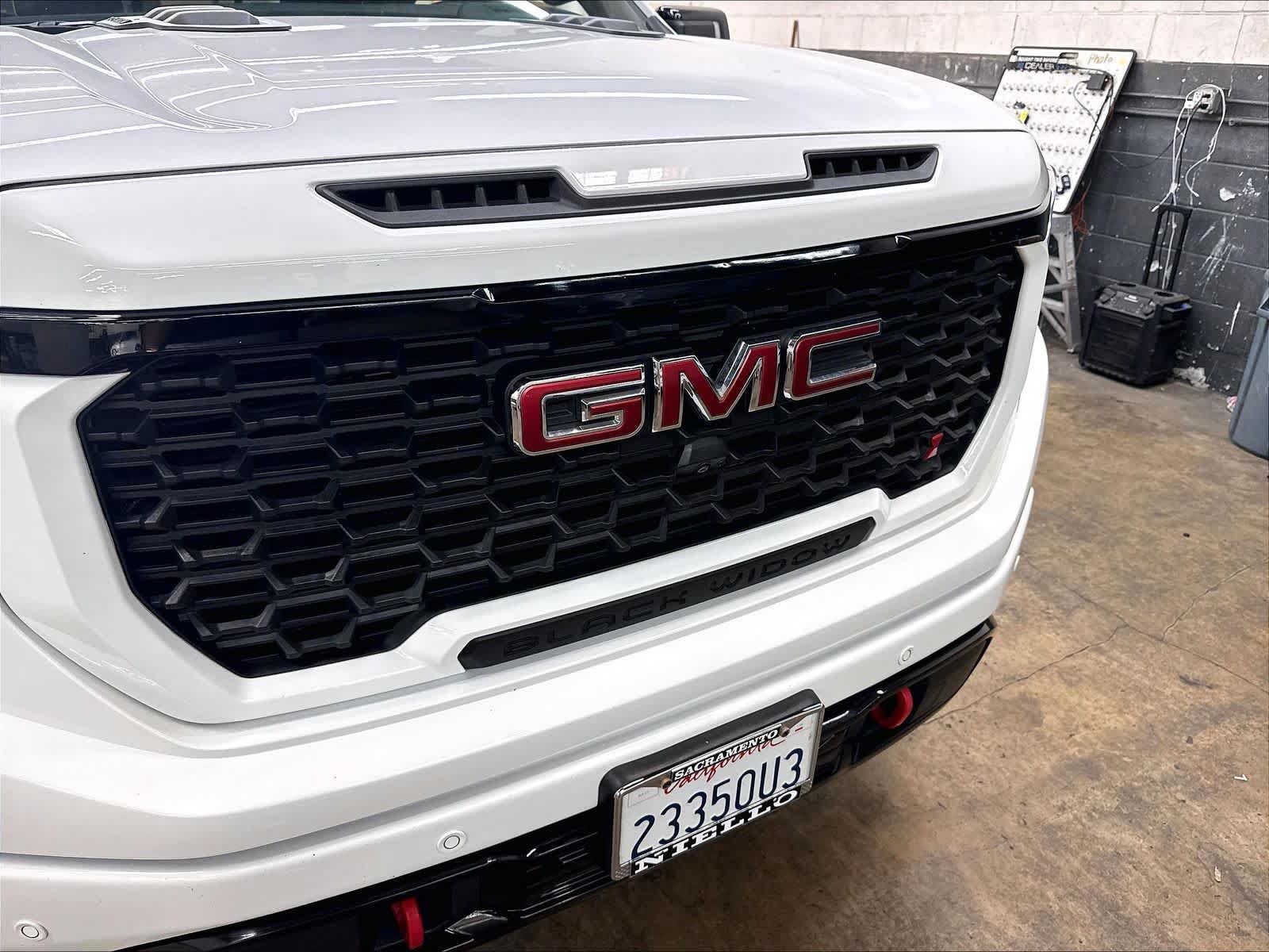 Used 2023 GMC Sierra 1500 AT4 w/ AT4 Premium Package AWD/4WD image 33