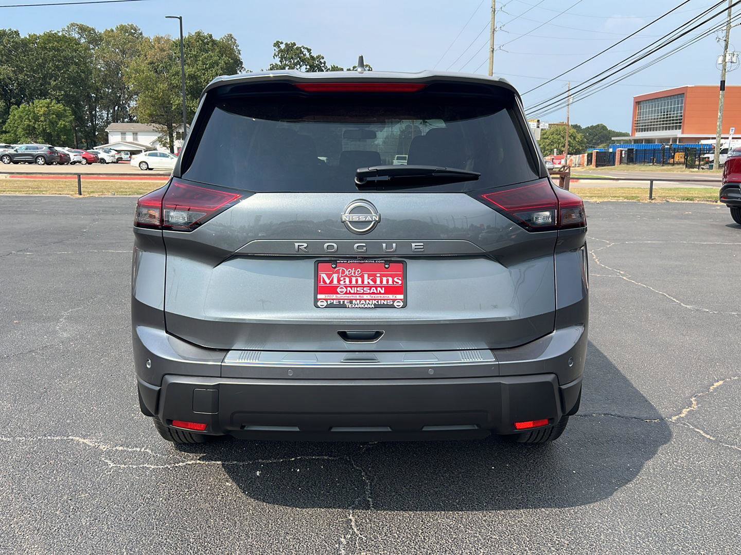 New 2026 Nissan Rogue SV image 5