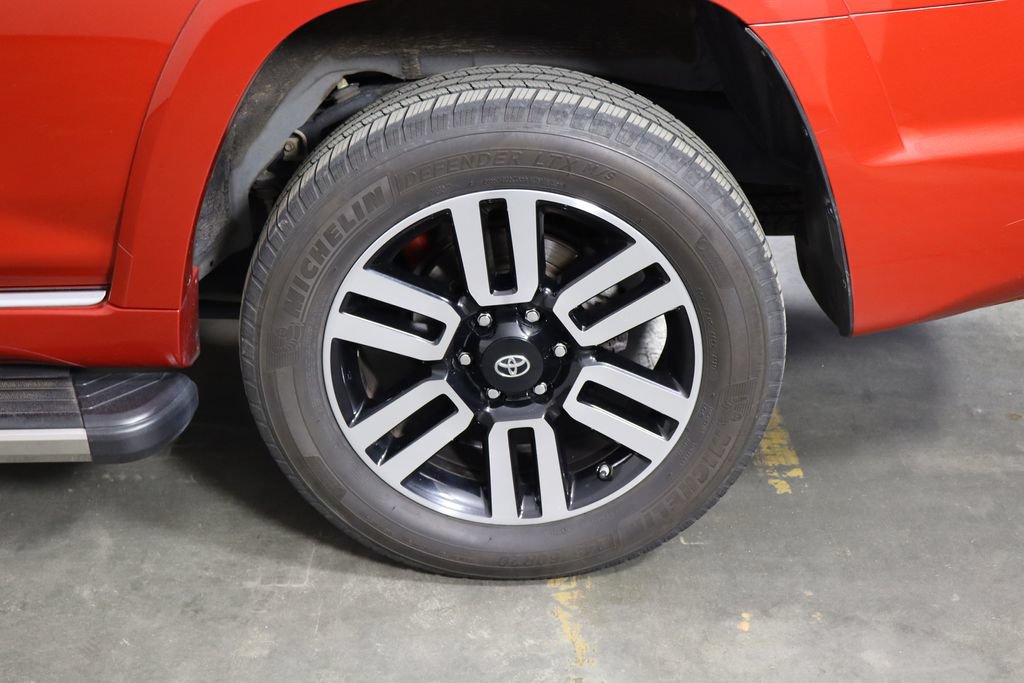 Used 2016 Toyota 4Runner Limited AWD/4WD image 40