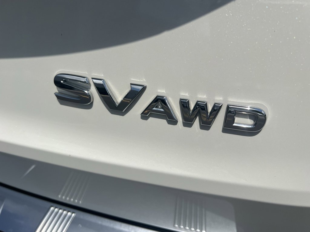 Used 2023 Nissan Rogue SV image 14