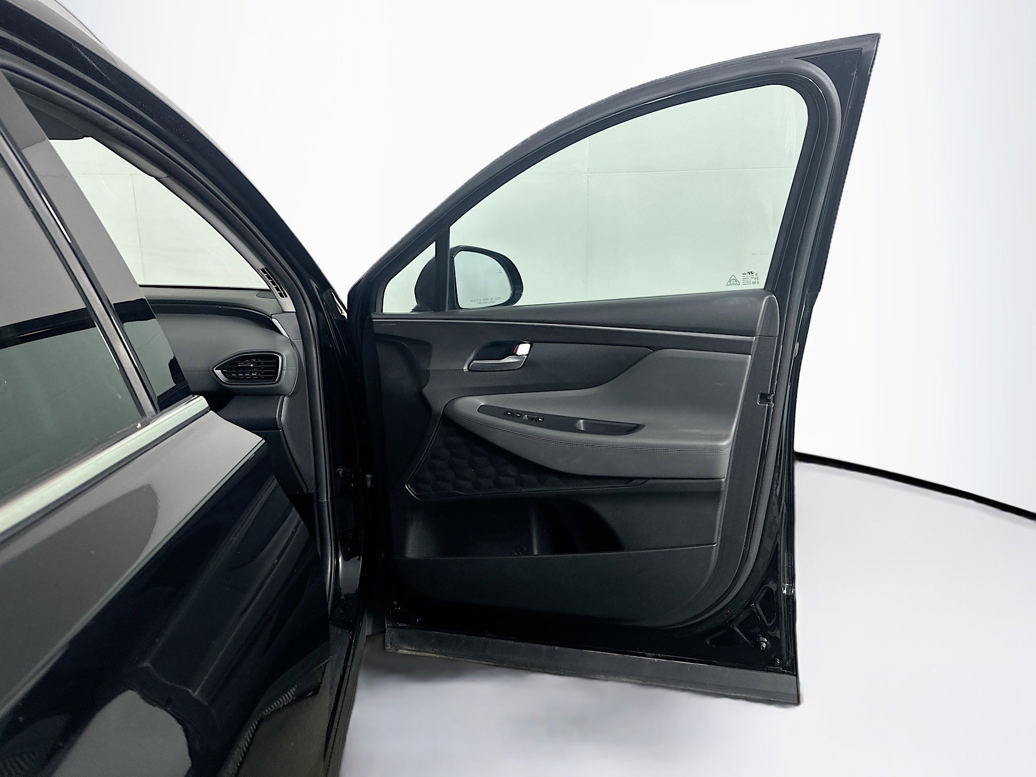 Used 2023 Hyundai Santa Fe SEL image 32