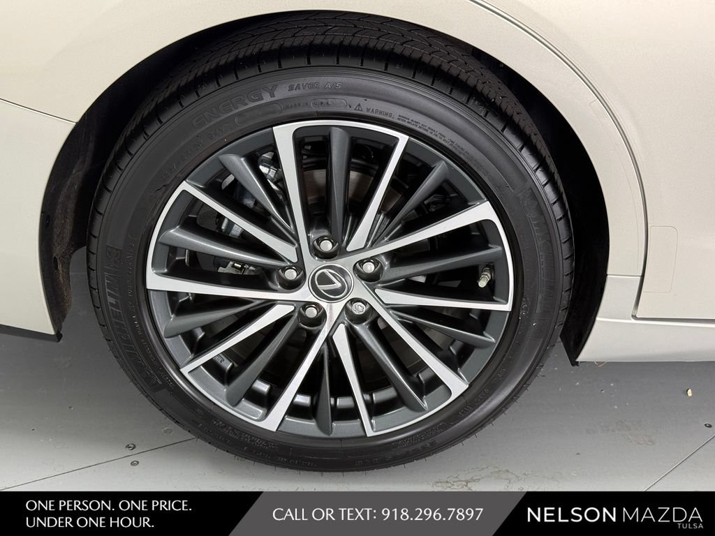 Used 2024 Lexus ES 350 w/ Premium Package FWD image 8