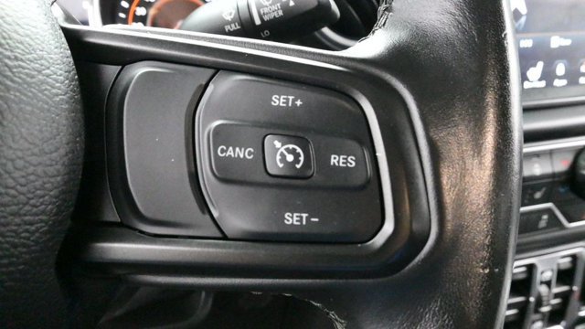 Used 2020 Jeep Gladiator Overland AWD/4WD image 28