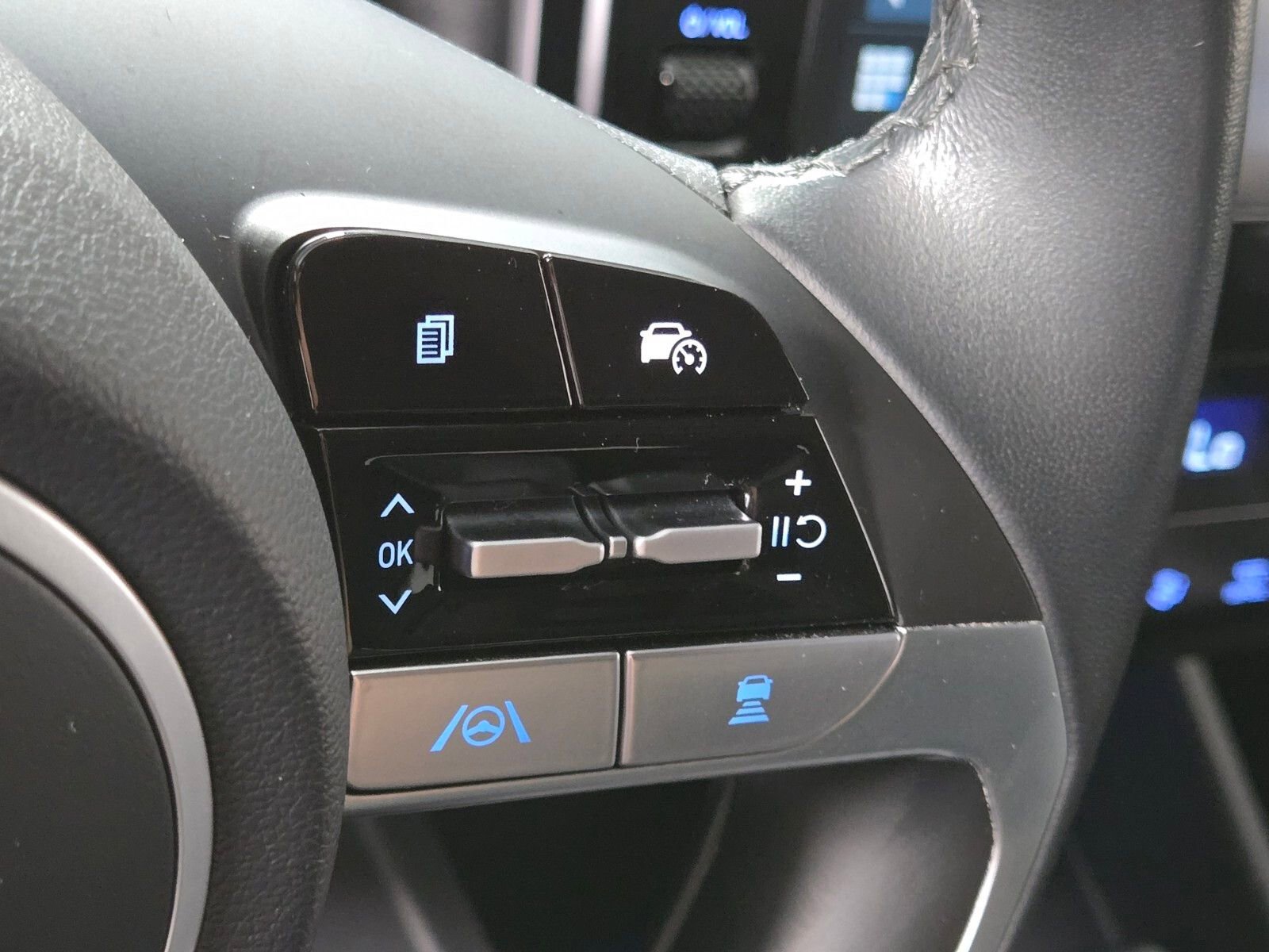 Used 2022 Hyundai Tucson SEL w/ Convenience + Premium Package AWD/4WD image 22