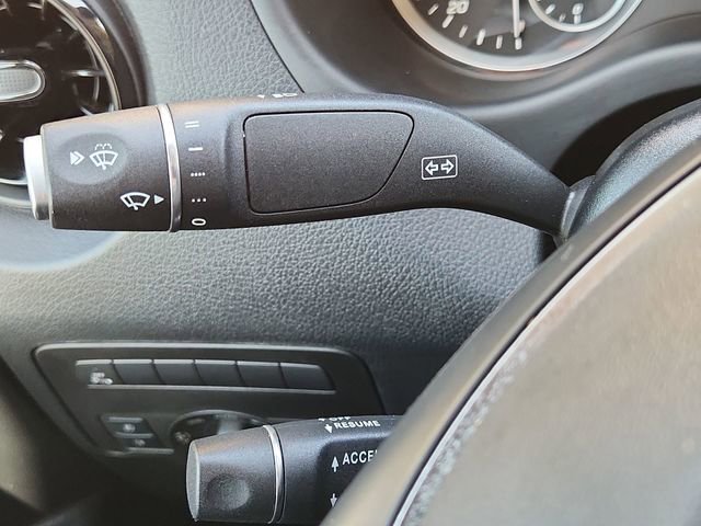 Used 2022 Mercedes-Benz Metris image 16