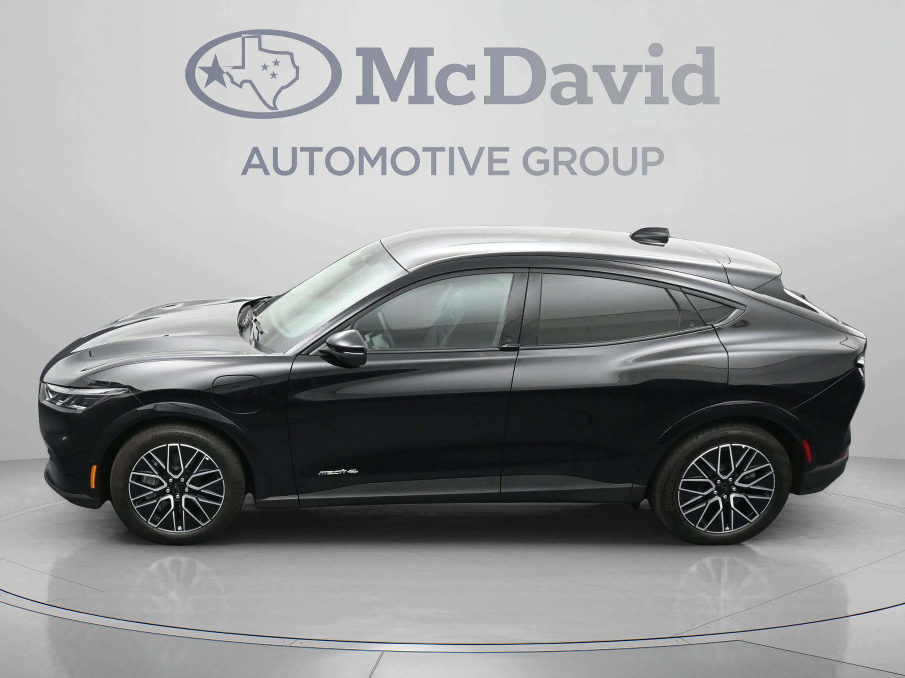 Used 2025 Ford Mustang Mach-E Premium AWD/4WD image 38