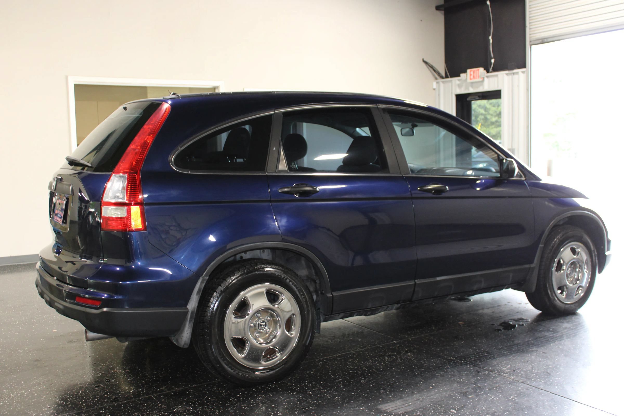 Used 2011 Honda CR-V LX image 4