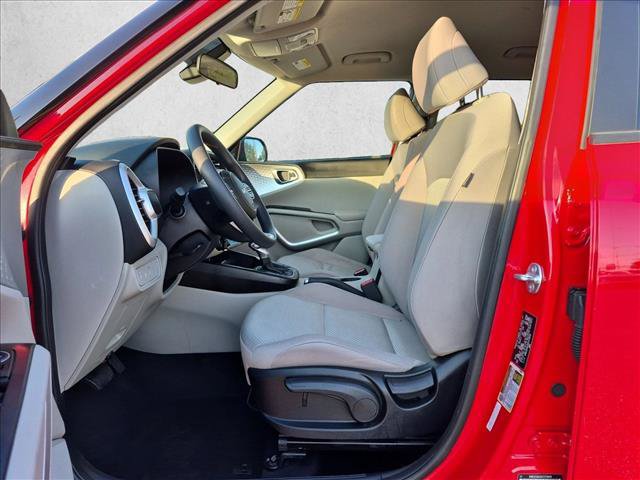 Used 2025 Kia Soul LX FWD image 15