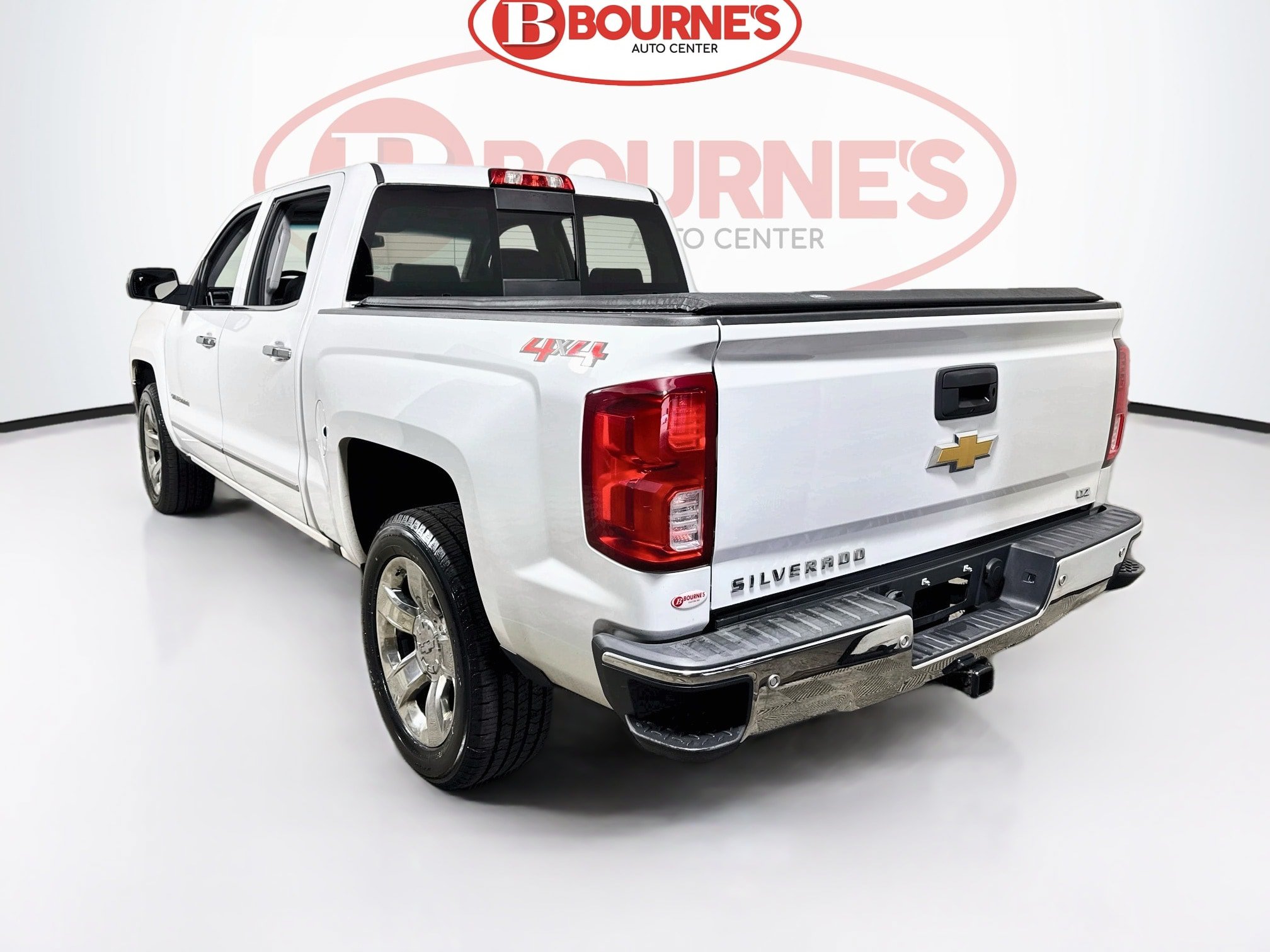 Used 2018 Chevrolet Silverado 1500 LTZ w/ Sport Package AWD/4WD image 9