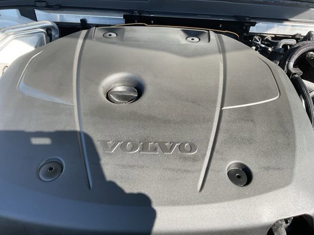 Used 2021 Volvo V60 T5 Cross Country w/ Advanced Package image 14