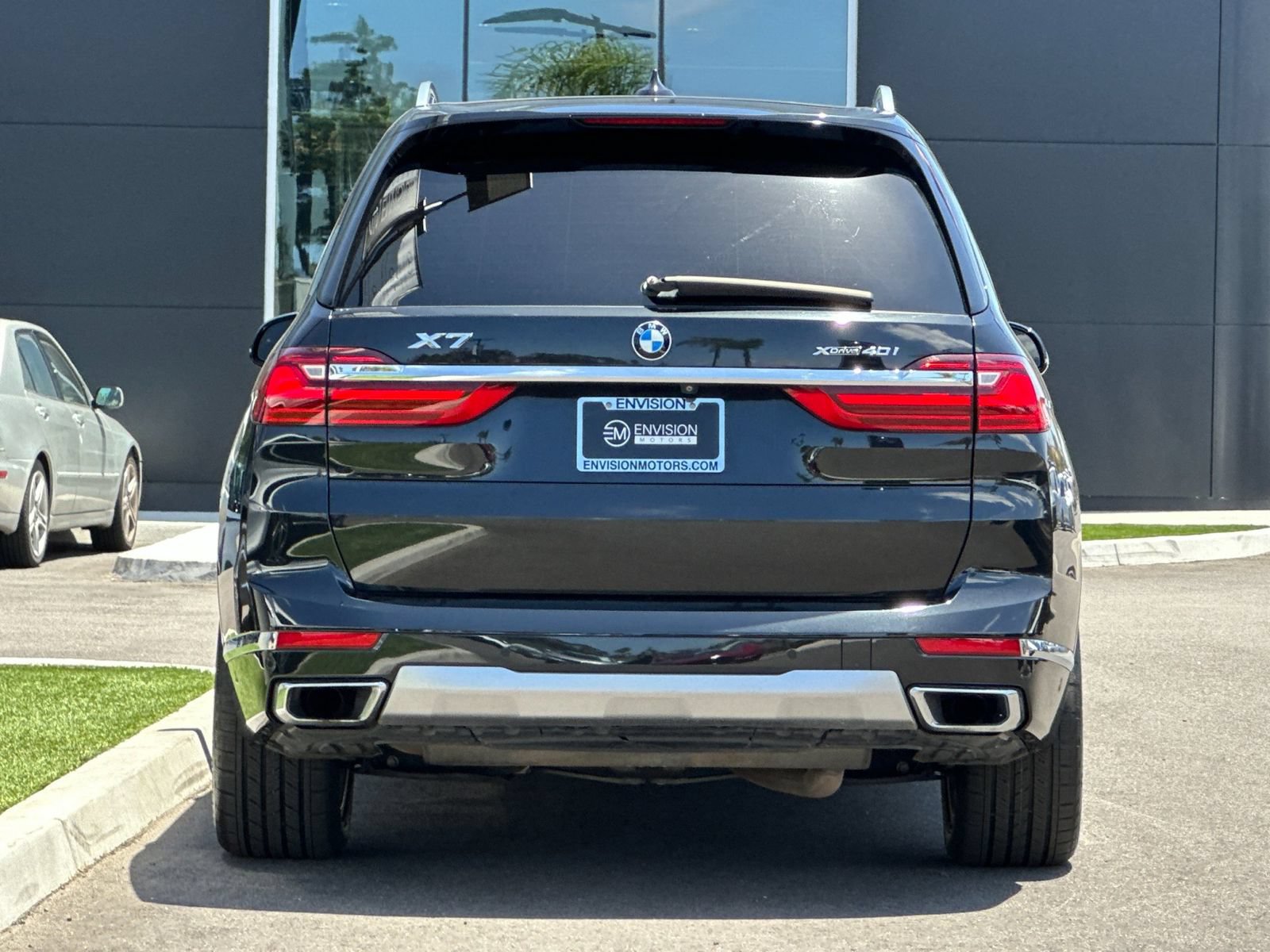 Used 2020 BMW X7 xDrive40i w/ Parking Assistance Package AWD/4WD image 4