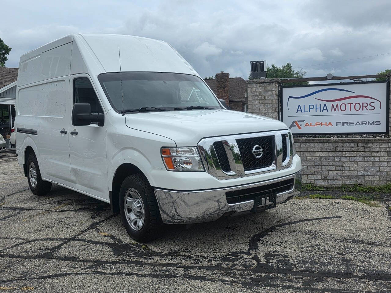 Used 2013 Nissan NV 2500 SV w/ Side Curtain Airbag Pkg
